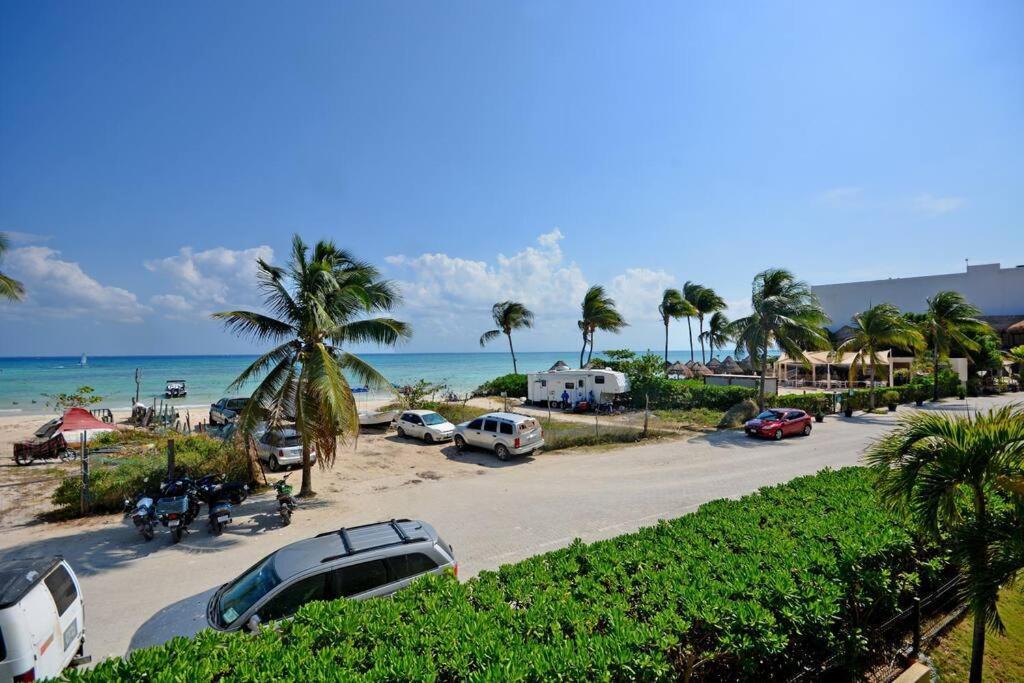 Great Location Front Apartamento